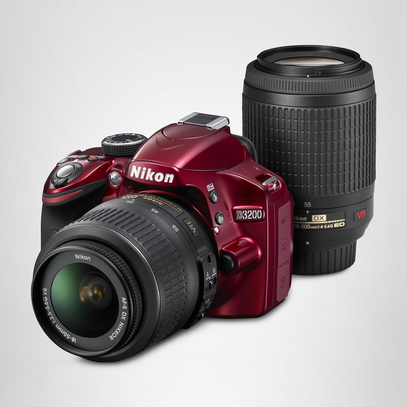 Amazon | Nikon デジタル一眼レフカメラ D3200 200mmダブルズーム